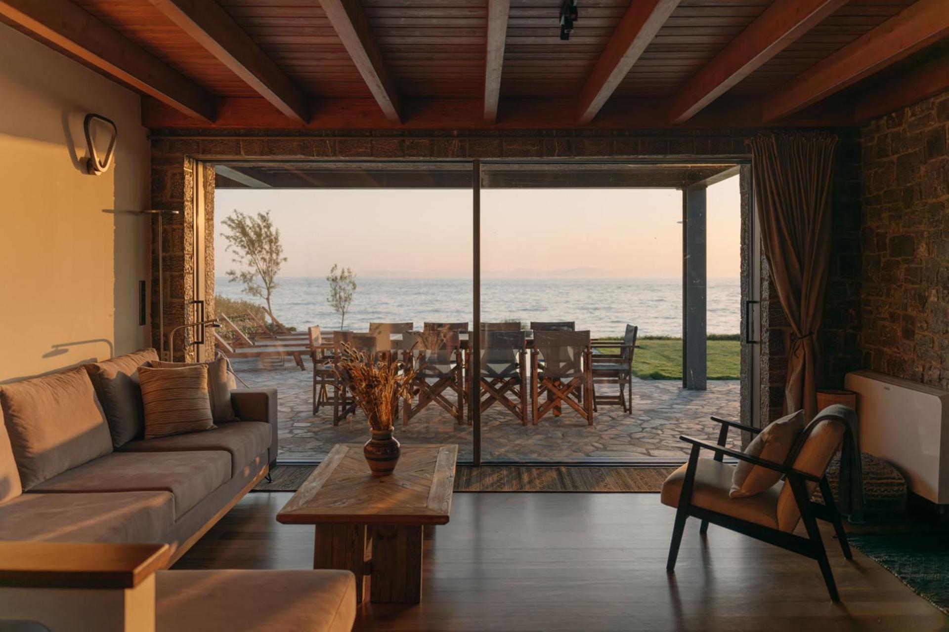 Real Life Homes Luxurious Seafront Each With Their Own Private Pools * Korakochori