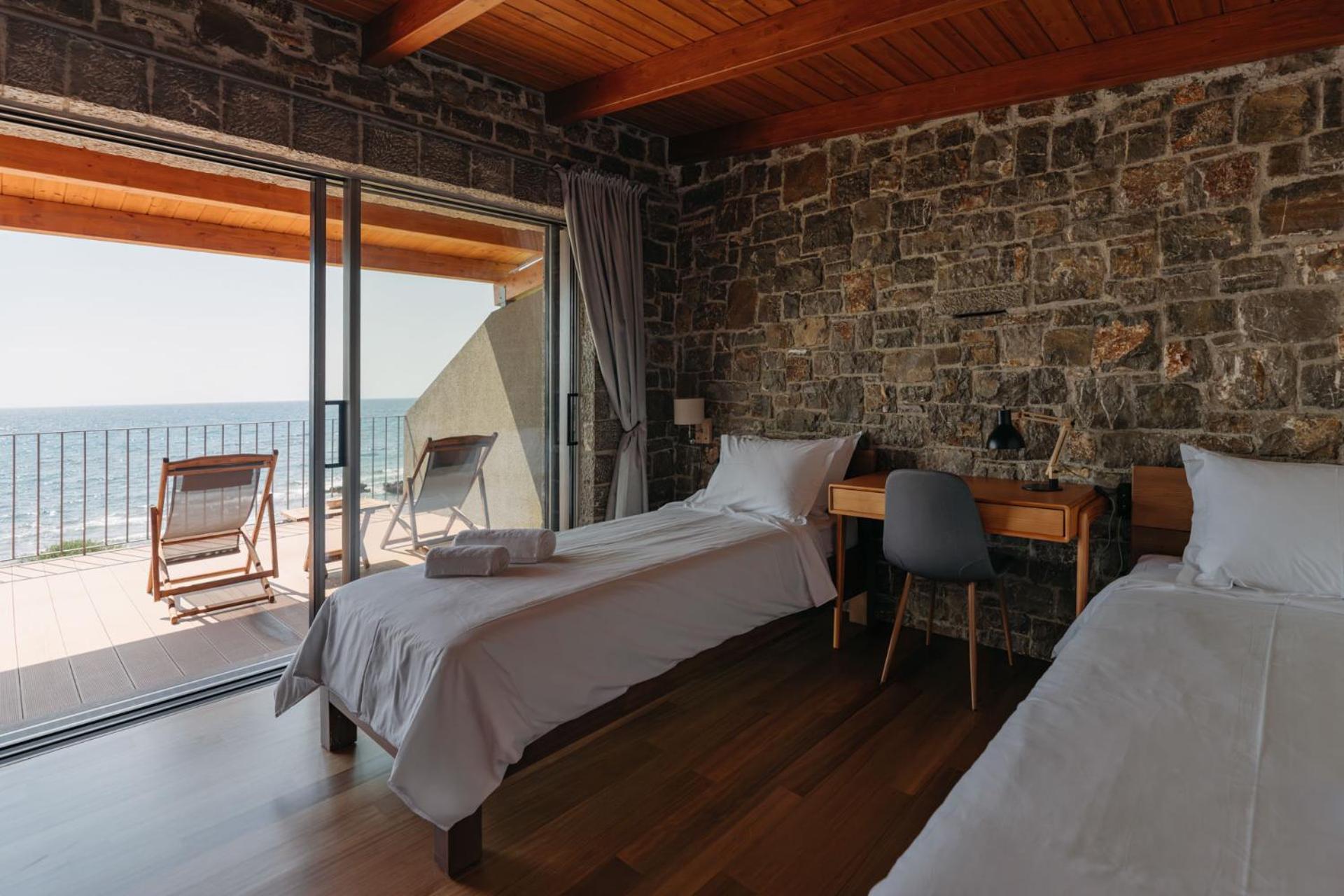 Real Life Homes Luxurious Seafront Each With Their Own Private Pools Villa Korakochori